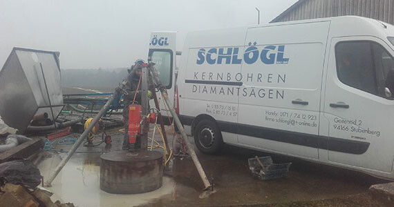 Kernbohrung Ø 800 mm in Güllegrube für neues Rührwerk Kernbohrung Ø 800 mm in Güllegrube für neues Rührwerk