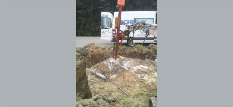 Lafettenbohrung mit dem Bagger und der Bohrlafette